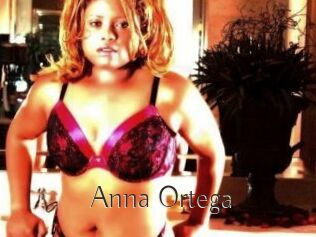 Anna_Ortega
