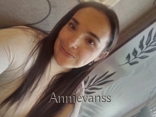 Annievanss