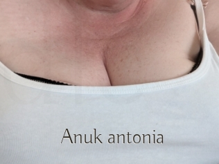 Anuk_antonia