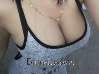 Brunette_swet