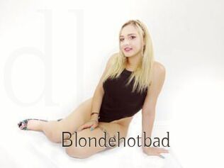 Blondehotbad