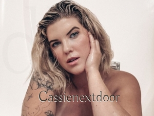 Cassienextdoor