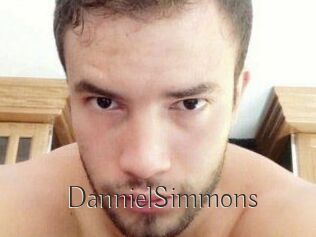 Danniel_Simmons