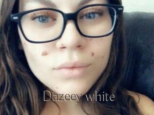 Dazeey_white