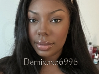 Demixoxo6996