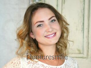 Demuresmile
