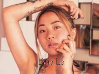 Evie_Le