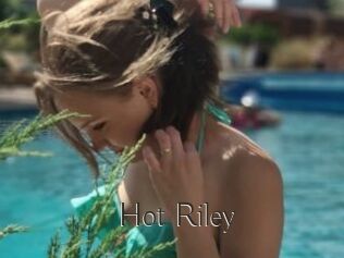 Hot_Riley