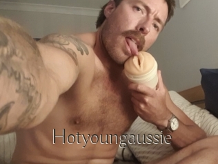 Hotyoungaussie