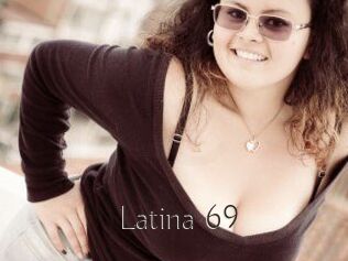 Latina_69