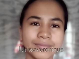 Larissaveronique
