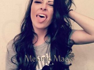 Melanie_Mack