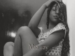 Mia_ray
