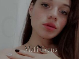 Molli_Evans