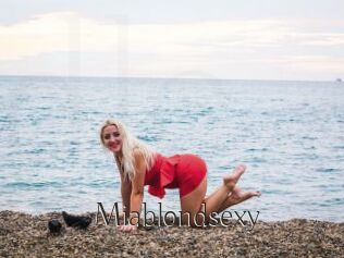 Miablondsexy