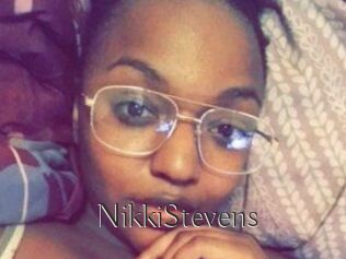 Nikki_Stevens