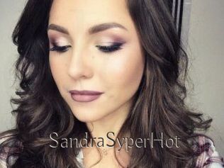 SandraSyperHot