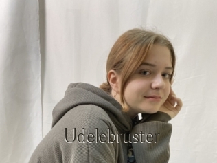 Udelebruster