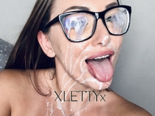 xLETTYx Dans le cul